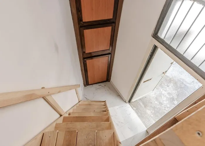 Appartamento Easy Loft Next To Loreto Metro Stop