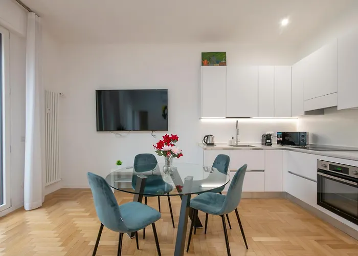 I-host - Bright 1br With Balcony In *