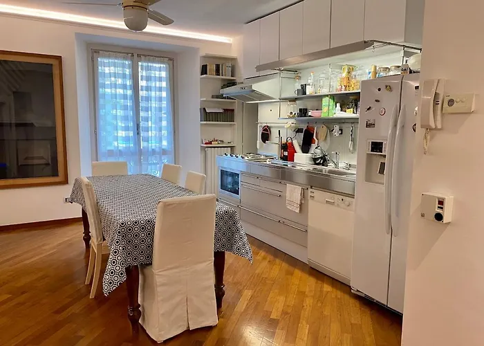 아파트 Comfortable And Convenient In Downtown