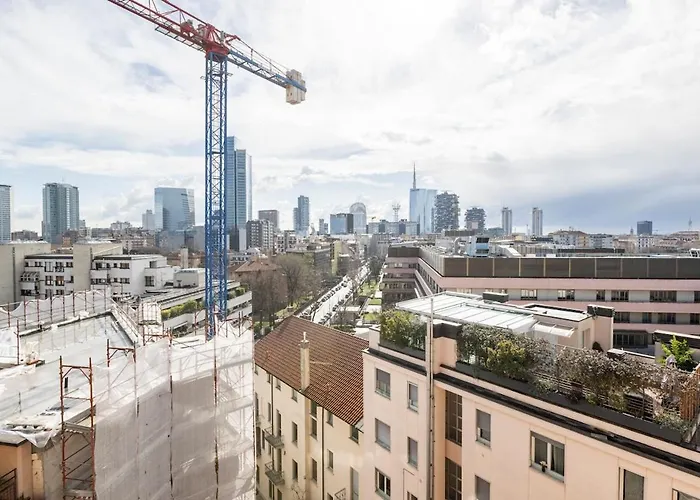 Lovely Very Near Zara Metro Station M3m5 * ミラノ