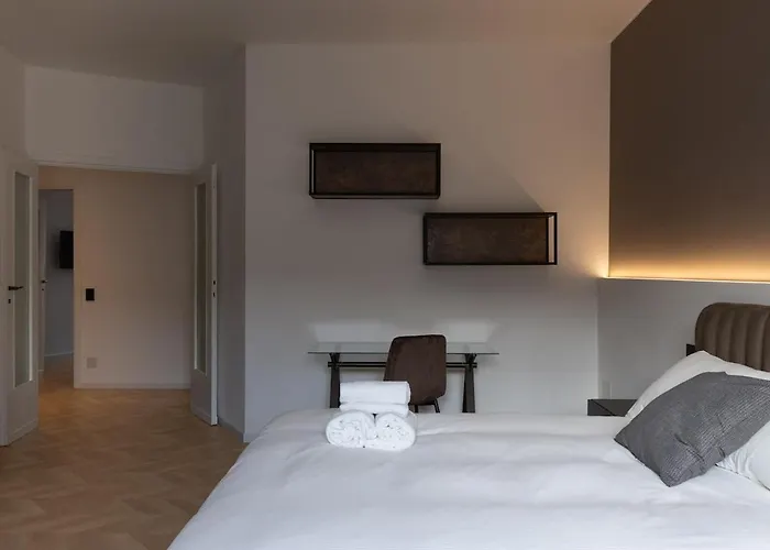 M11 Isola Apt, M3 Duomo Brera Eleganza E Comfort Milán