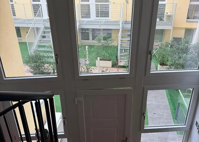 Апартаменты Loft Con Giardino Privato A Милан