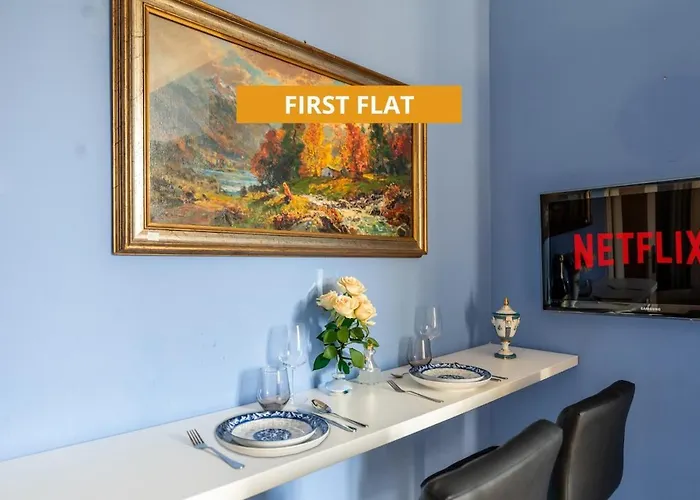 Duomo 7 Min - Two Independent Flats With Parking Апартаменты Милан