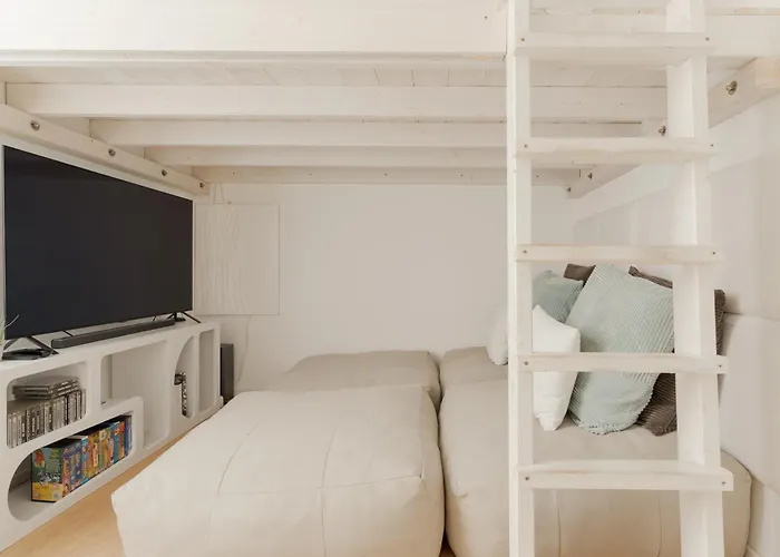 Porta Venezia - Castaldi - Bilocale Con Letto Soppalcato