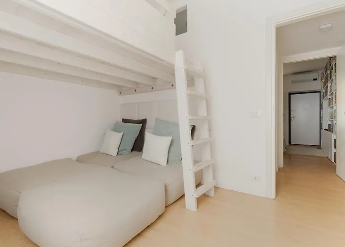 Porta Venezia - Castaldi - Bilocale Con Letto Soppalcato *