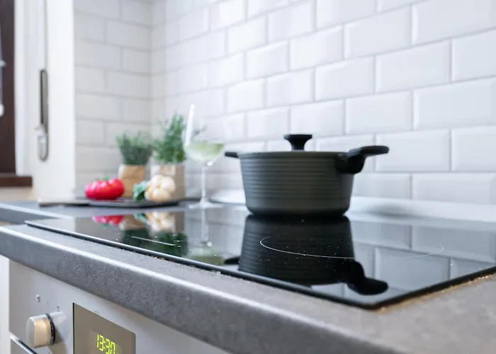 Daire Italianway - Leoncavallo 45 *