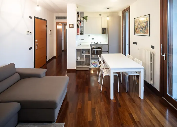 Sky Garden - Private Garage 米兰