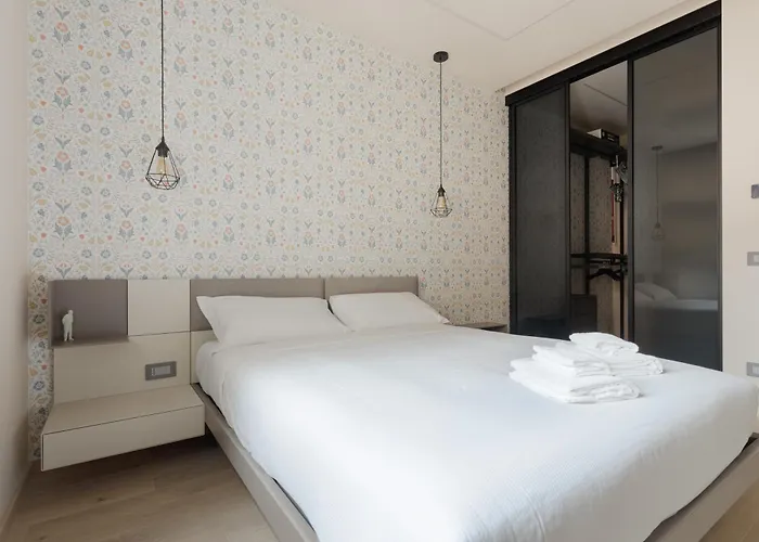 Guesthost - Bullona *