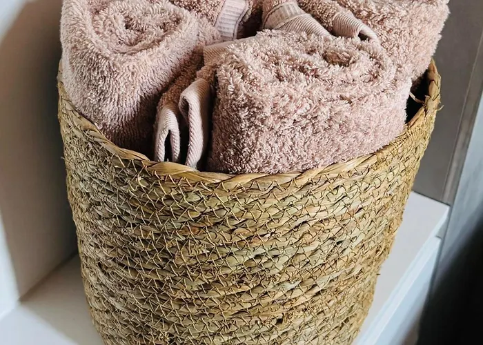 New Brenta 10 Minutes To Duomo M3-15 Minutes To Linate - Full Furnished Wi-fi,amazon Prime And * Milan