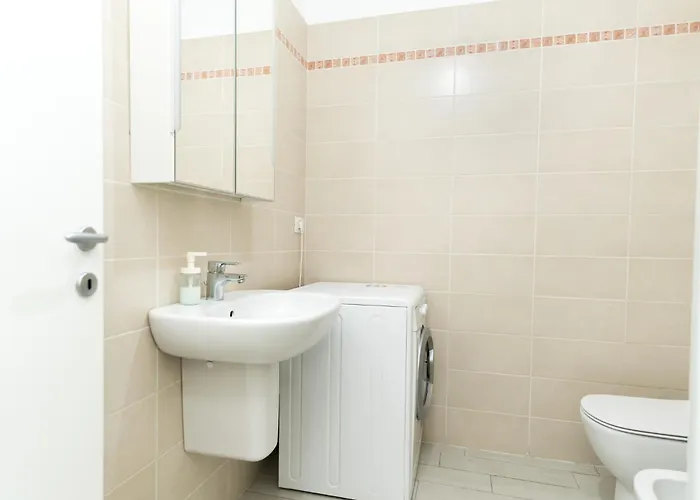 3br With Large Terrace - 800m From San Leonardo M1