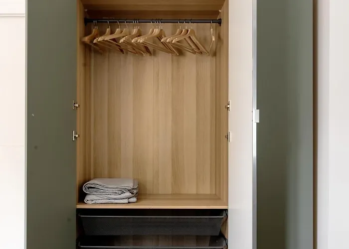 Modern In Isola-garibaldi アパート ミラノ