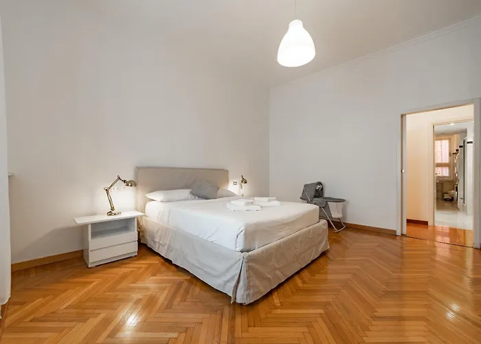 4 Min From Porta Genova Station With Whirlpool