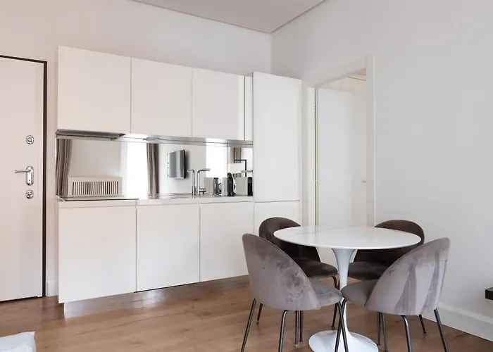 Apartment Elegante E Raffinato Bilocale B In Piazza Affari