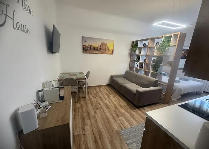 Gran House Metro M1 Inganni-san Siro Stadium