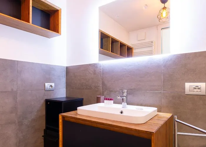 I-host - Ticinese 107 Apartament