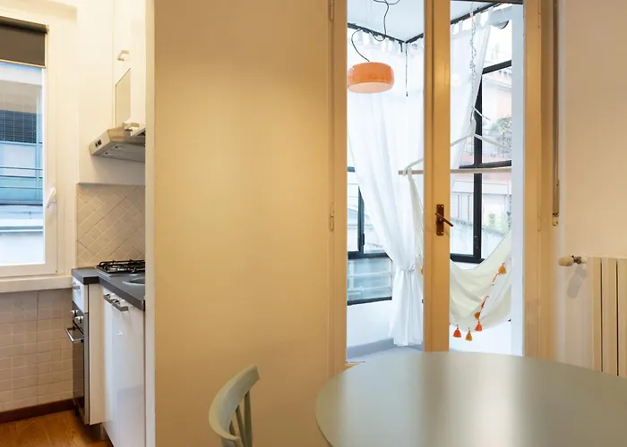 Beautiful Cozy And Modern One Apartment Milan