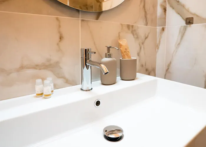 Oxart - Design A Due Passi Da Loreto *