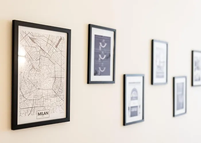 Elegant Duplex With Modern Design In *