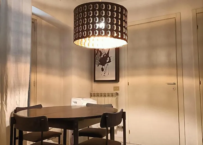 Urban Flat Melzo * ميلان