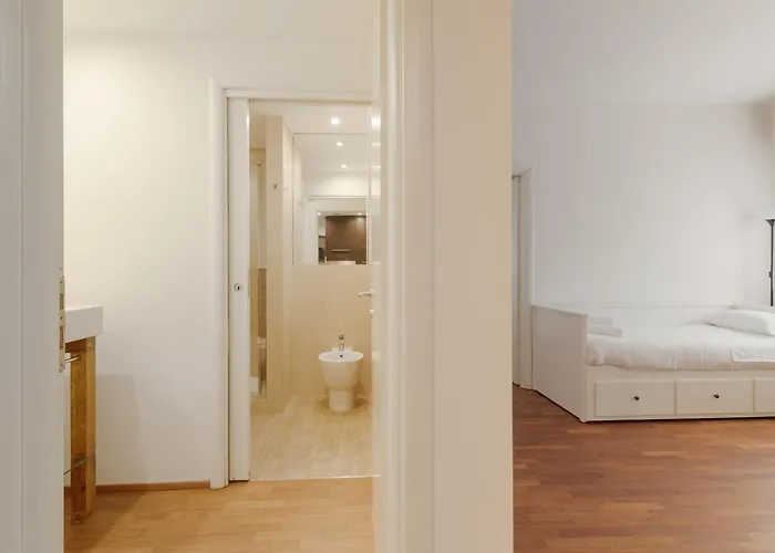 Guesthost - Cozy In Citta Studi Апартаменты *