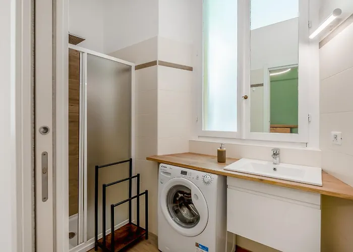 Apartment Entire With Patio In The Isola Area