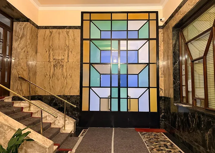 Three-room 2 Bedrooms With Balcony 2 Min From *