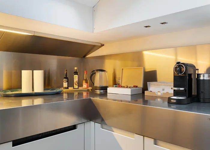 Guesthost - 500sqm Luxury With Spa, Gym, Terrace, Game & Garage Mediolan