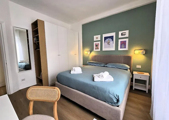 Yr - Ca' Granda شقة *