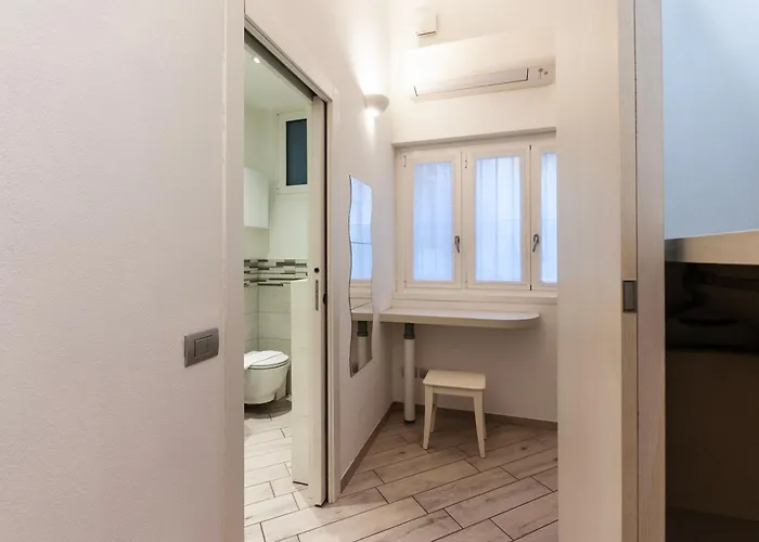 Youhosty - Monforte 13 *