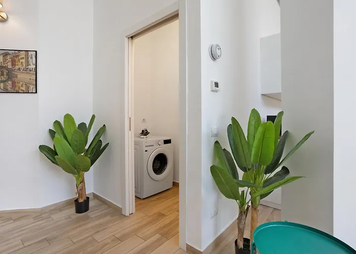 Apartment Modern Navigli - 3 *