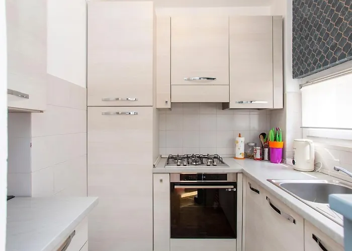 Light Blue Home-sempione Park-metro M2-brera