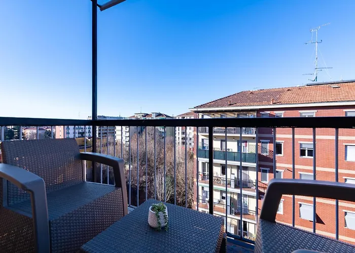 Bright And Quiet - Elegant * Milan