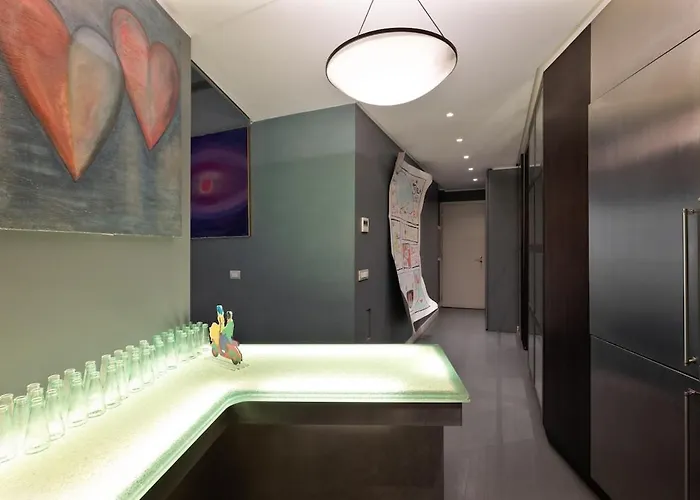 Apartment Modern And Particular In The Center