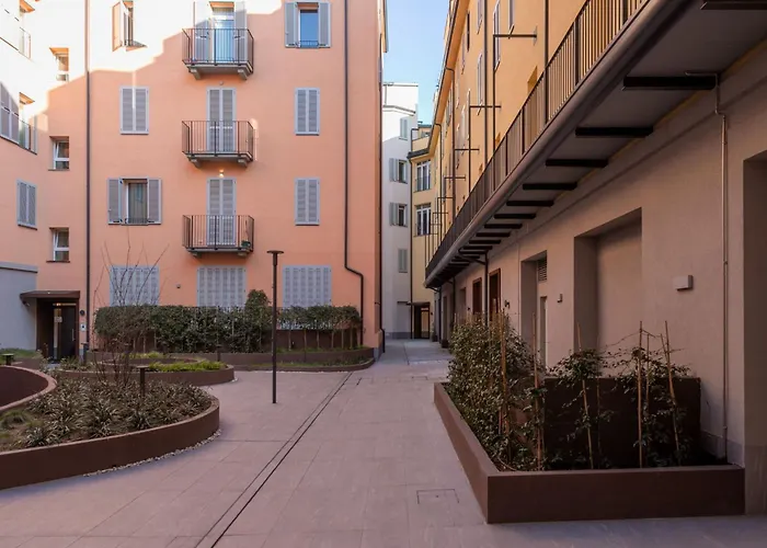 Le Corti Segrete. Petrella Milan