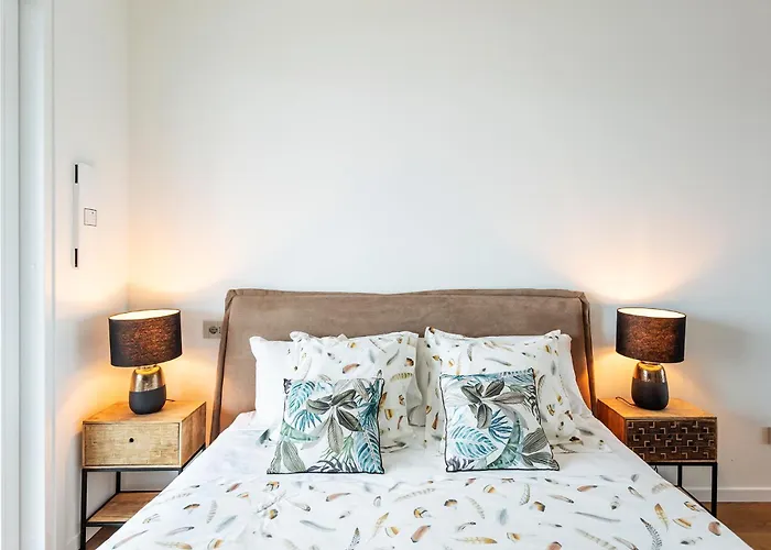 The Luxe Naviglio - 5 Min From Metro M4 Frattini