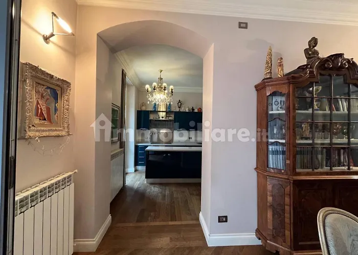 Chandelier - Center Apartment