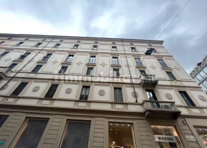 Apartment Chandelier - Center