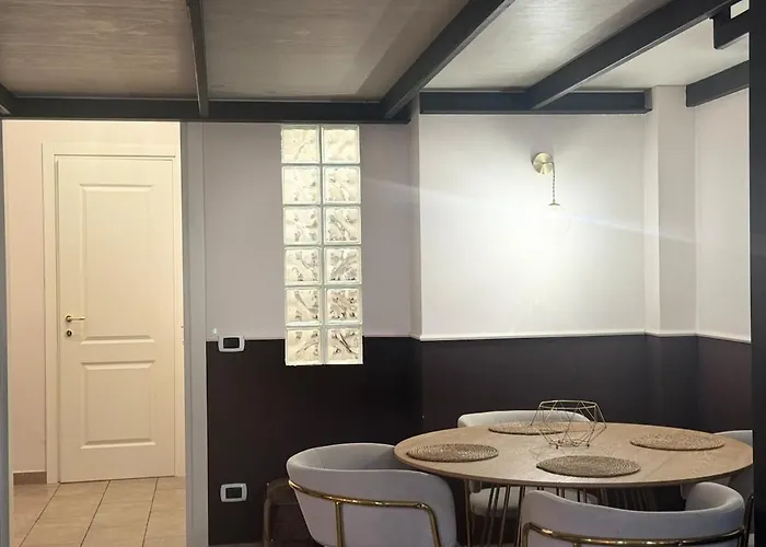 Acasadiimma Loft Elegante A 2 Min Da Metropolitana Porta Romana Con Wifi, Corte Interna アパート *