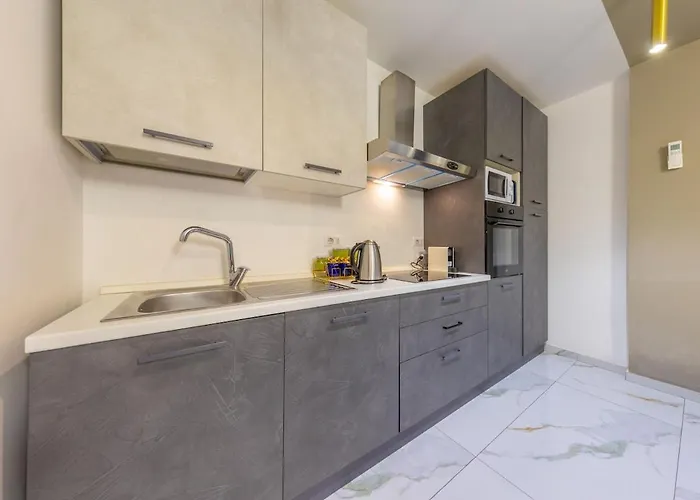 Apartment Porta Venezia 6 Posti Letto, Ampio Con Wifi