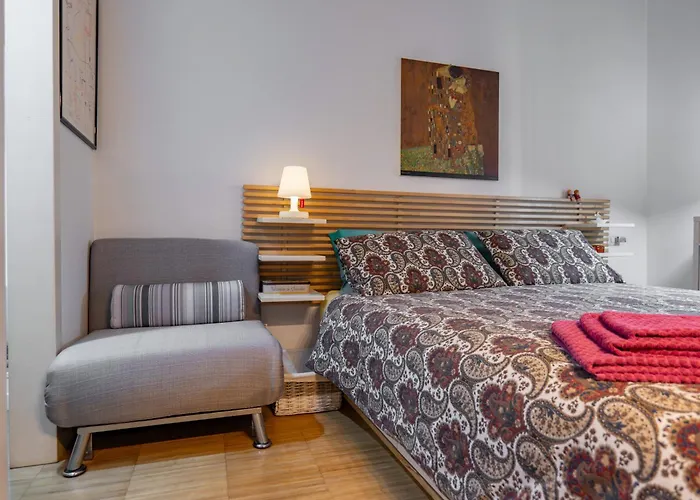 Bilocale In Porta Venezia-metro-buenos Aires-wifi-ac Apartment
