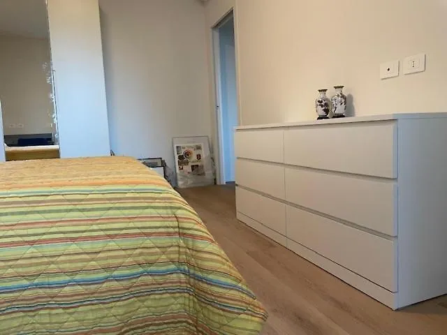 Brand-new Next To San-siro 公寓