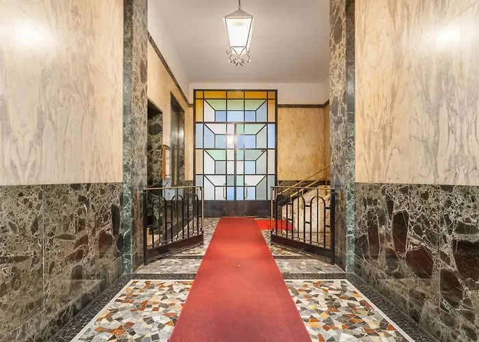 Large Near The Station * Milan