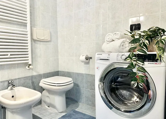 Peaceful Oasis With Balcony And Parking, Appartamento *