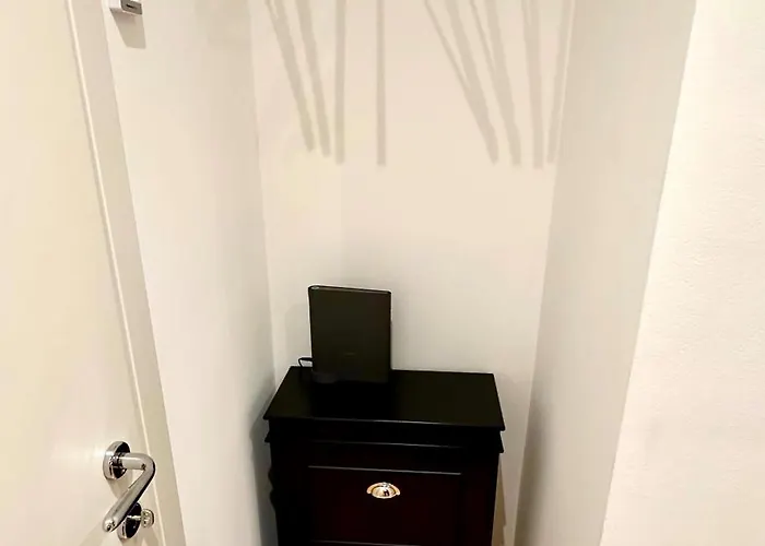 Sandrix - Stylish And Exclusive In Tricolore * Милан