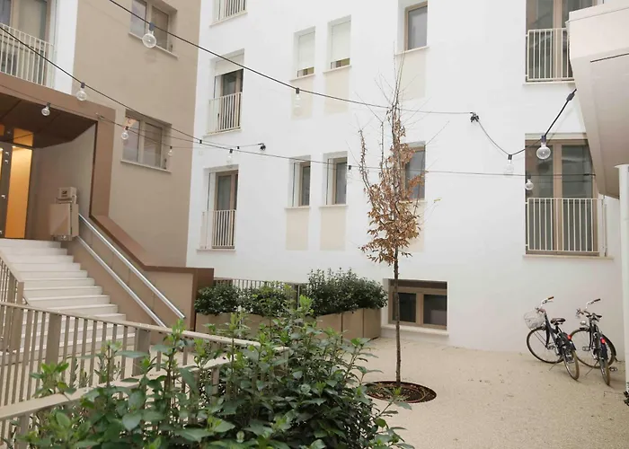 Elegante E Luminoso In Zona Navigli Appartement Milan