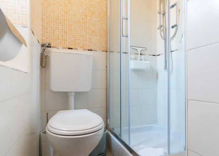 Youth M2 Abbiategrasso Assago Tram 15 Duomo * ミラノ