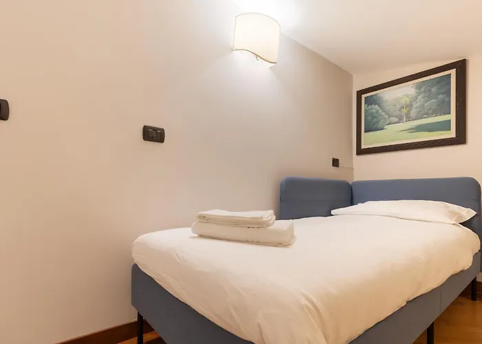 Guesthost - Comfy Flat Near Ospedale Policlinico Appartamento *