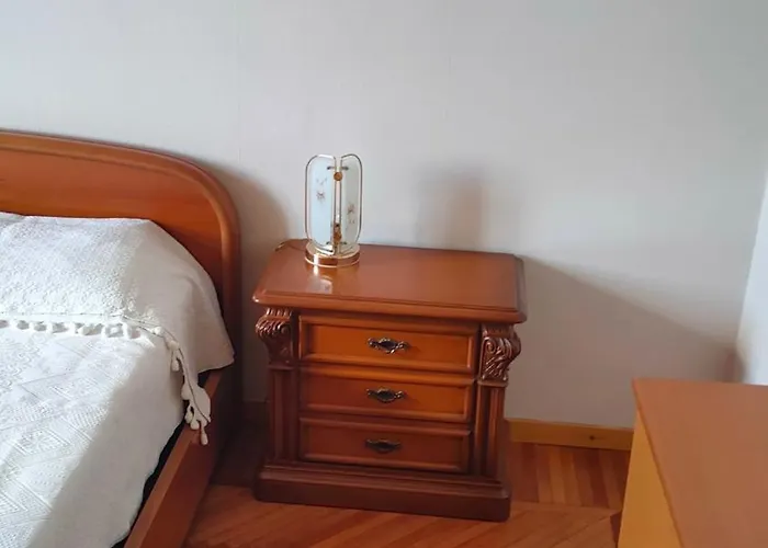 Beautiful Floor House With View In The Center!