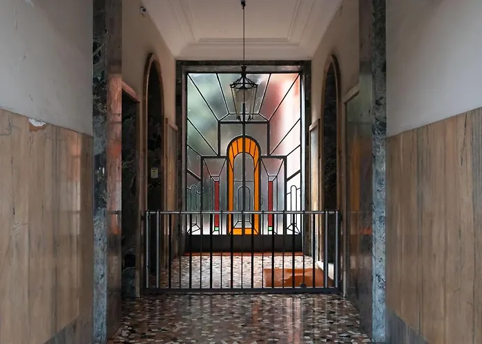 Luminoso Trilocale Piano Alto Vicino All' Arco Della Pace