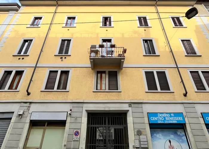 Cozy - Porta Venezia M1 Апартаменты *